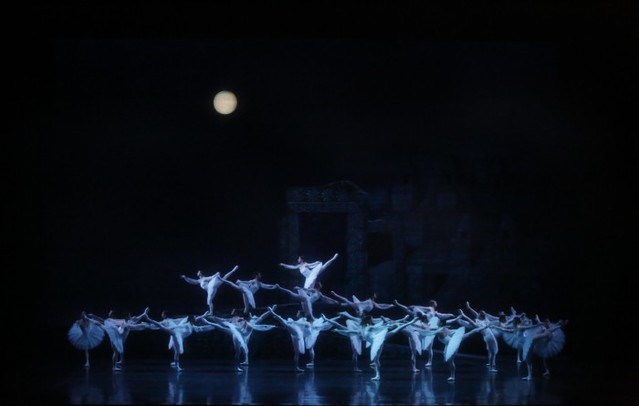 ▲ 유니버설발레단의 '라 바야데르'