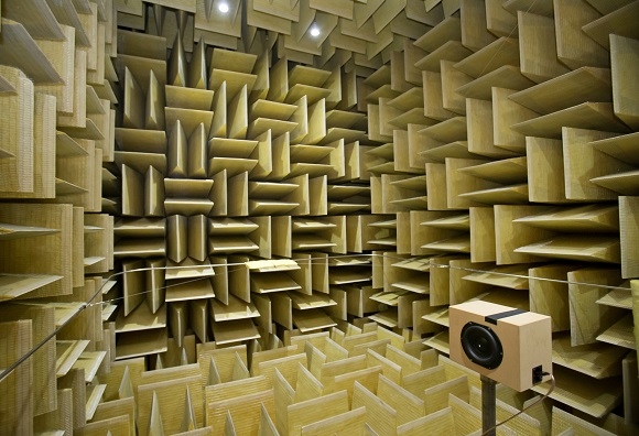 ▲ 삼성전자 오디오랩의 무반향실(Anechoic chambers).ⓒ삼성전자