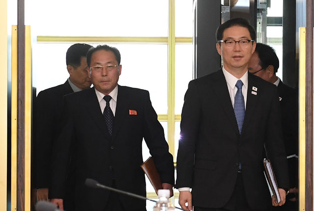 ▲ 전종수 北조평통 부위원장과 천해성 통일부 차관이 함께 나오고 있다. ⓒ통일부 제공.