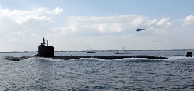 ▲ 18일 부산 해군작전기지에 입항하려다 계획을 취소한 美해군 공격용 잠수함 '텍사스' 함(SSN-775). 2006년 취역 당시 사진이다. ⓒ위키피디아 공개사진.