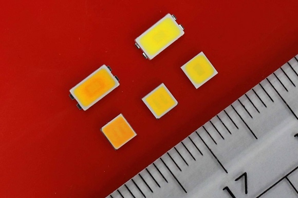 ▲ LG이노텍이 이달 말 양산하는 ‘어드밴스드 플립칩(Advanced Flip Chip) LED 패키지.ⓒLG이노텍