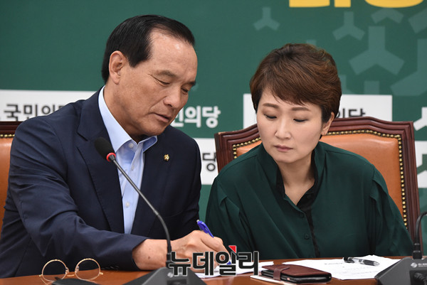 ▲ 국민의당 김중로 최고위원(사진
 왼쪽, 자료사진). ⓒ뉴데일리 이종현 기자