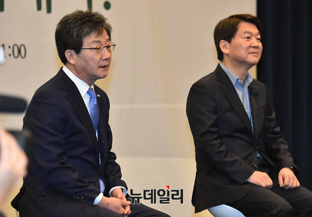 ▲ 바른정당 유승민 대표와 국민의당 안철수 대표. ⓒ뉴데일리 이종현 기자
