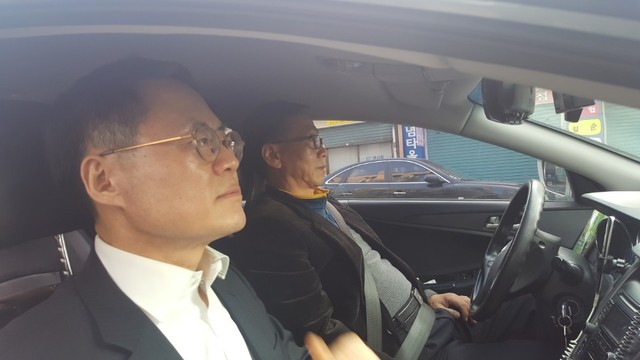 ▲ 대구시장 출마를 선언한 김재수 전 농림축산식품부 장관은 'TK택시' 도입을 통한 감차, 최저생계비 보장 등 대책을 마련할 것이라고 주장했다.ⓒ김 전 장관 측