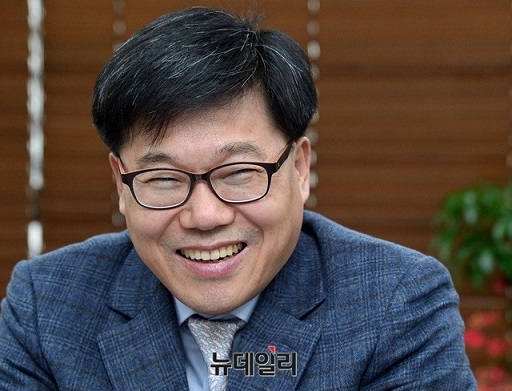 ▲ 윤여각 국가평생교육진흥원장. ⓒ뉴데일리 공준표 기자