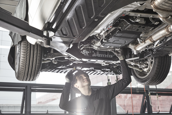 ▲ 메르세데스-벤츠코리아는 6200여개에 달하는 부품의 권장 소비자 가격을 인하한다고 1일 밝혔다.ⓒ메르세데스-벤츠코리아