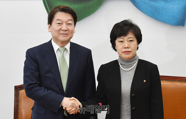 ▲ 국민의당 안철수 대표와 민주평화당 조배숙 대표. ⓒ뉴데일리 이종현 기자