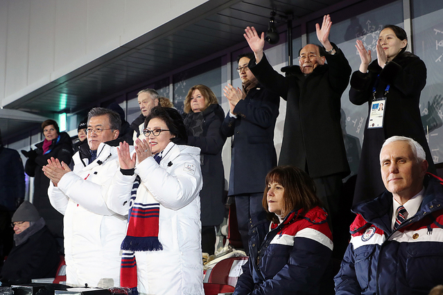 ▲ 문재인 대통령이 평창 동계 올림픽 개막식에 참석한 모습. ⓒ청와대 제공