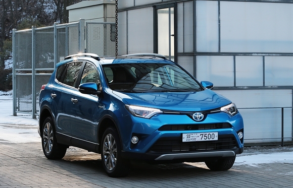 ▲ 라브4 하이브리드.ⓒ한국토요타