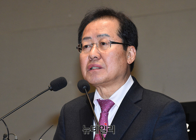 ▲ 자유한국당 홍준표 대표 ⓒ뉴데일리 이종현 기자