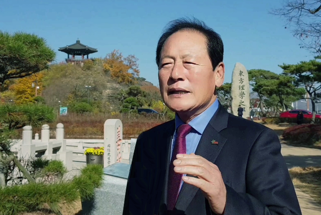 ▲ 임고서현을 찾은 김영석 영천시장이 현장을 둘러보고 있다.ⓒ영천시