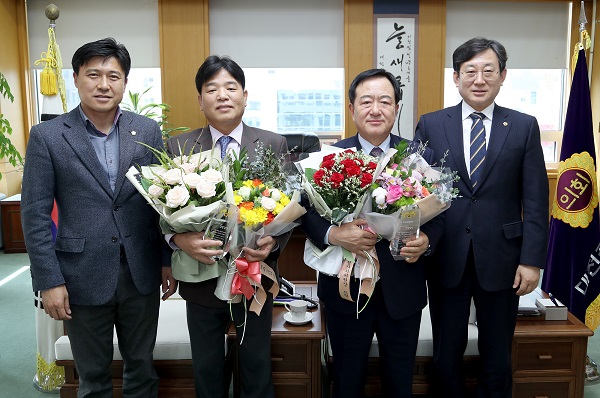 ▲ 사진 왼쪽부터 김종천 운영위원장, 안필응 의원, 김경시 부의장, 김경훈 의장.ⓒ대전시의회