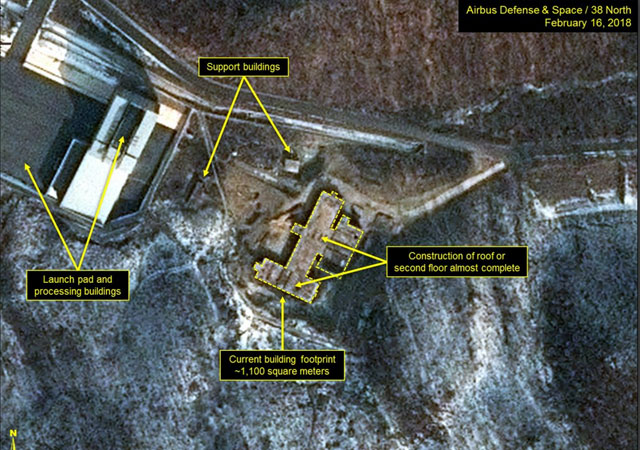 美38노스에 따르면, 북한이 최근 동창리 서해 발사장에 높이 50미터의 새 구조물을 만들었다고 한다. ⓒ美38노스 관련보도 화면캡쳐.