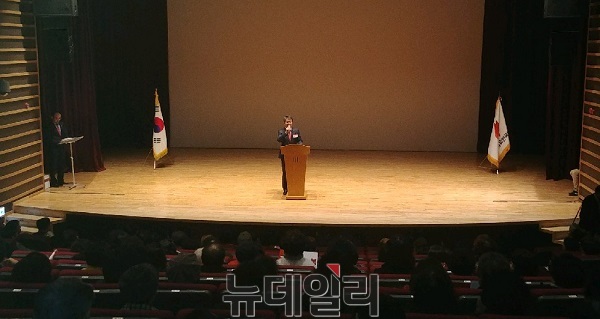 ▲ 양홍규 변호사가 27일 한국당 대전서을 당협위원장에 취임했다.ⓒ김창견 기자