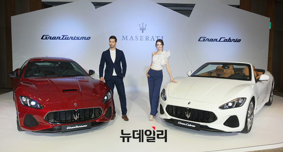 ▲ 마세라티의 그란투리스모(왼쪽)와 그란카브리오(오른쪽).ⓒ이기륭 기자