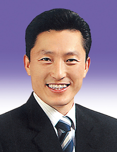 ▲ 김수용 경북도의원(농수산위·영천·자유한국당)이 영천시장 출마를 우해 의원직을 사직했다.ⓒ도의회