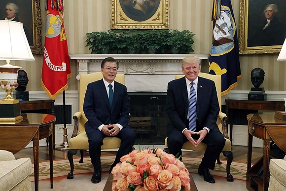 ▲ 미국 도널드 트럼프 미국 대통령이 철강 및 알류미늄 제품에 관세를 부과하는 일에 특정 동맹국이 배제될 가능성이 흘러나오고 있다. ⓒ 청와대