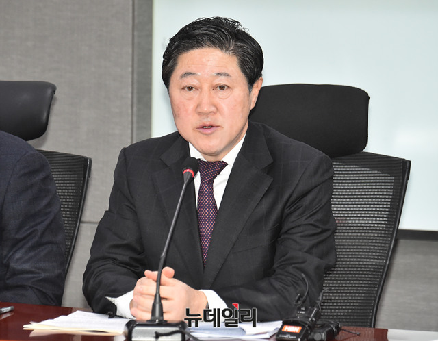 ▲ 8일 유기준·나경원 의원 등 중진 의원의 주도로 '보수의 미래 포럼'이 첫 발을 내딛었다. ⓒ뉴데일리 이종현 기자