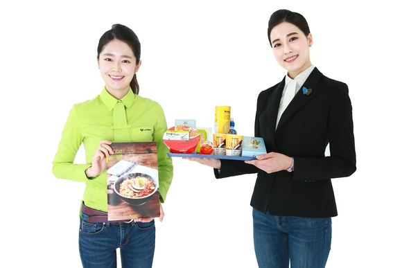 ▲ 진에어는 오늘(12일)부터 '딜라이트 라운지' 시버스를 개편 및 확대 실시한다고 밝혔다.ⓒ진에어