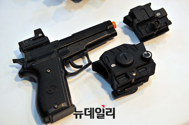 ▲ 5대 게임체인저 워리어 플랫폼 공개 전시회에 공개된 개인 전투체계 ⓒ뉴데일리 오세진