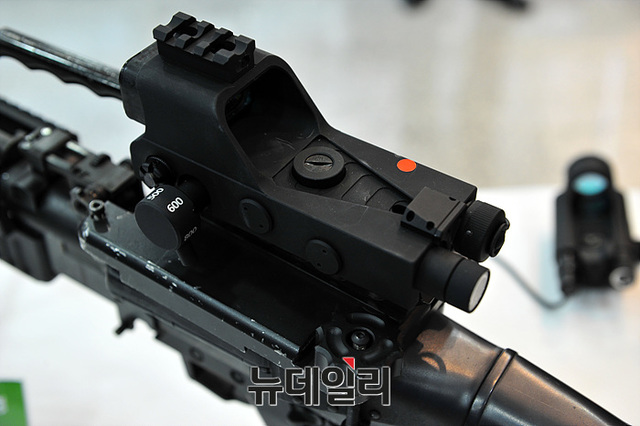 ▲ 5대 게임체인저 워리어 플랫폼 공개 전시회에 공개된 개인 전투체계 ⓒ뉴데일리 오세진