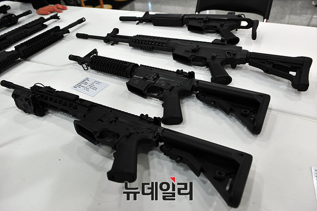▲ 5대 게임체인저 워리어 플랫폼 공개 전시회에 공개된 개인 전투체계 ⓒ뉴데일리 오세진