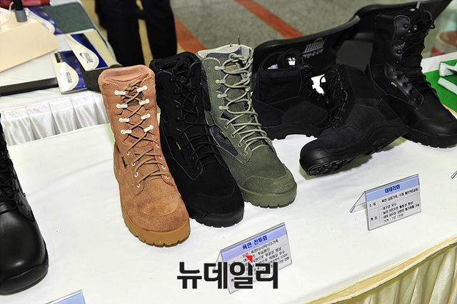 ▲ 5대 게임체인저 워리어 플랫폼 공개 전시회에 공개된 개인 전투체계 ⓒ뉴데일리 오세진
