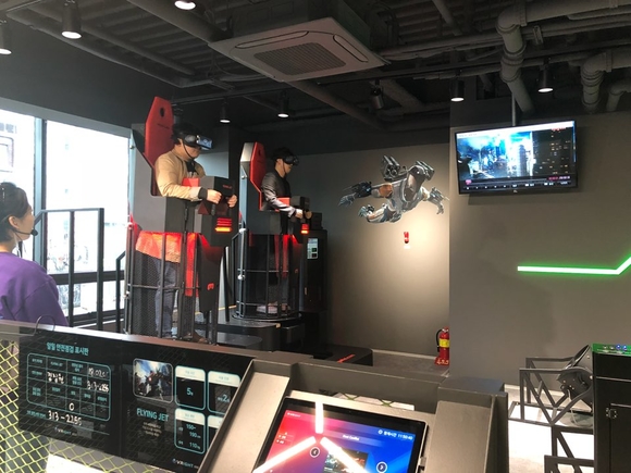 ▲ '플라잉 제트' 체험 모습ⓒ전상현 기자