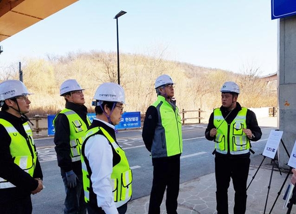 ▲ 가양대교 정밀안전진단 현장점검.ⓒ시설안전공단