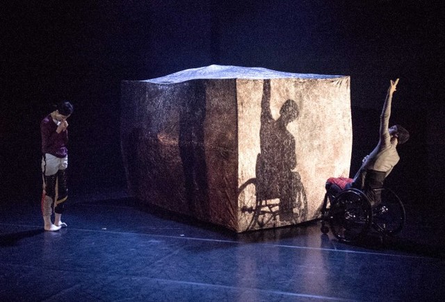 ▲ 무용수들이 '공·空·Zero' 공연 일부를 시연하고 있다. ⓒ주한영국문화원