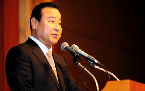 ▲ 이완구 전 총리가 지방선거 또는 보궐선거 출마여지를 열어둔 채 최근 “한 달 후 보자”고 언급해 관심이 모아지고 있다.ⓒ완사모 카페