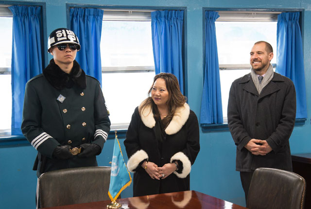 ▲ 도널드 트럼프 美대통령의 측근으로 알려진 마샤 리 켈리 美백악관 보좌관. 美패럴림픽 대표단과 함께 판문점을 찾았다고 한다. ⓒ주한 美대사관 공식 페이스북 캡쳐.