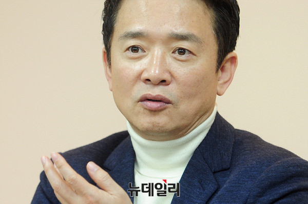 ▲ 자유한국당 소속 남경필 현 경기도지사가 21일 6·13 지방선거에서 한국당 경기지사 후보로 확정되며 재선에 도전하게 됐다. ⓒ뉴데일리 공준표 기자