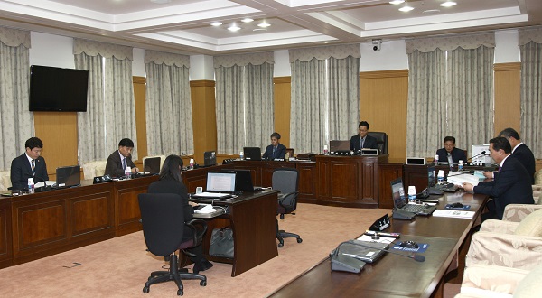 ▲ 대전시의회 ‘대전의료원 설립추진 특별위원회’가 22일 그동안 특위 활동에 대한 결과보고서를 채택했다.ⓒ대전시의회