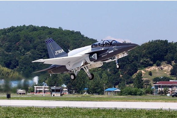 ▲ 미국 공군의 노후 고등훈련기 교체(APT·Advanced pilot training) 사업에도 정부는 조용하다. ⓒ KAI