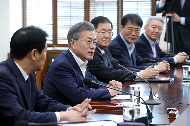 ▲ 문재인 대통령이 지난 21일 남북정상회담 준비위원회 2차 전체회의에서 발언하는 모습. ⓒ청와대 제공