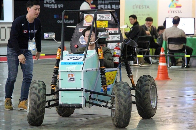 ▲ ‘2016 공학교육페스티벌’에 참가한 영남대 학생들.ⓒ영남대학교