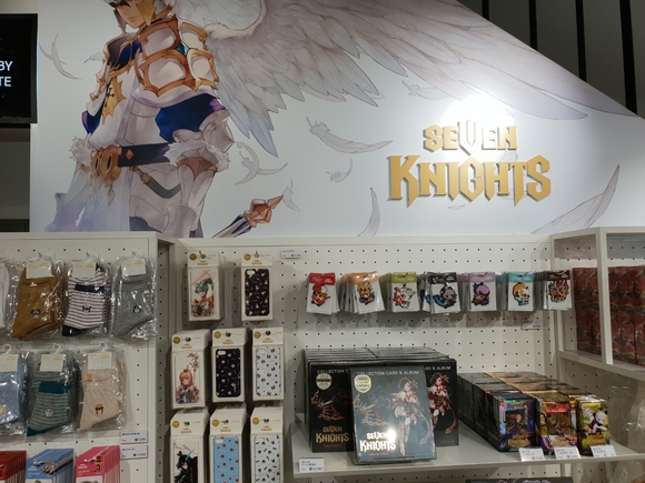 ▲ 넷마블의 인기 게임 '세븐나이츠'를 활용한 캐릭터 상품. ⓒ연찬모 기자