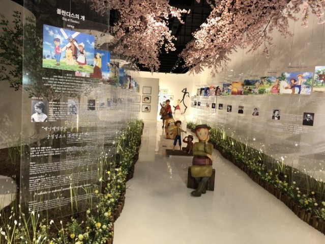 ▲ 서울 용산 아이파크몰에 위치한 팝콘D스퀘어서 열리고 있는 '세계명작극장전'.ⓒ대원미디어