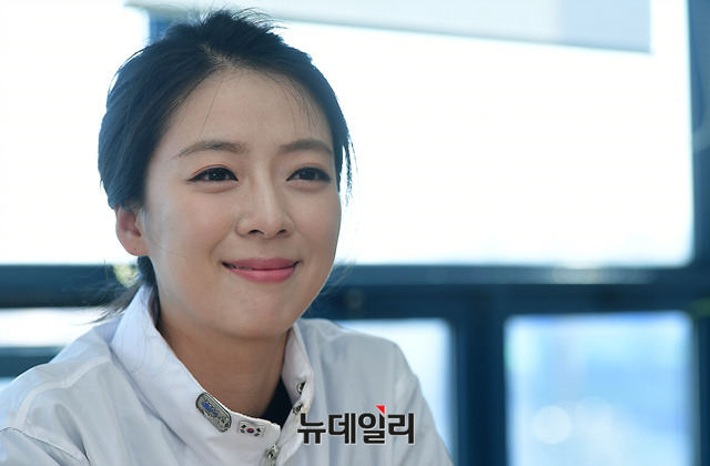 ▲ 최근 자유한국당에 입당한 배현진 전 MBC 앵커가 6월 13일 지방선거와 동시에 열리는 재보궐 선거에서 송파을 지역 후보로 출마했다. ⓒ뉴데일리 정상윤 기자