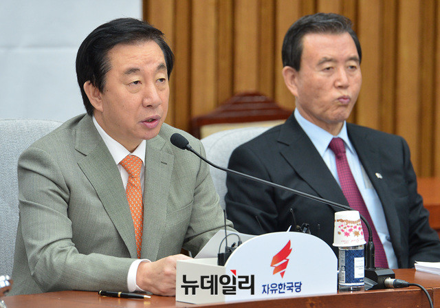 ▲ 김성태 자유한국당 원내대표가 원내대책회의에서 발언을 하고 있다. ⓒ뉴데일리 공준표 기자