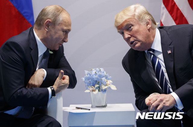 ▲ 블라디미르 푸틴 러시아 대통령과 도널드 트럼프 美대통령. ⓒ뉴시스. 무단전재 및 재배포 금지.