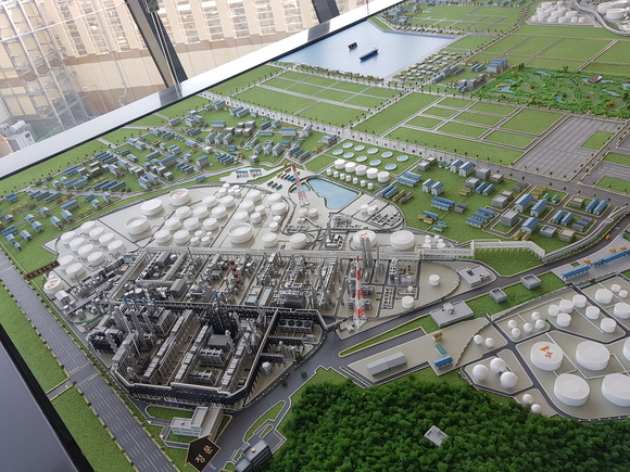 ▲ SK인천석유화학 전경 모형 ⓒ[인천=뉴데일리 송승근 기자]