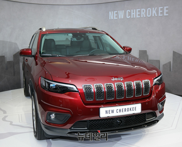 ▲ FCA코리아 뉴 체로키.ⓒ이기륭 기자