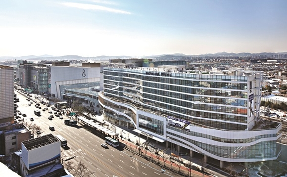 ▲ AK플라자 수원점. ⓒAK플라자