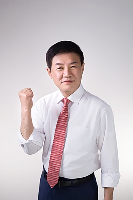 ▲ 한국당 대구시당이 20일 제13차 회의를 갖고 동구청장에 배기철 후보로 결정했다.ⓒ배 예비후보측