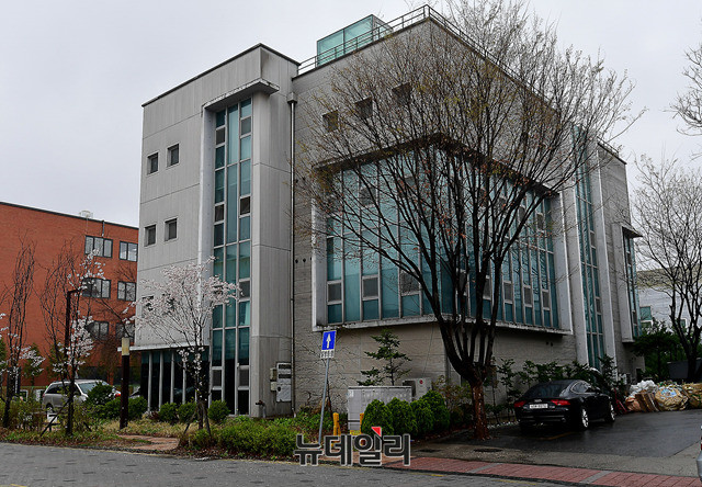 ▲ 경기도 파주시 문발동에 위치한 느릅나무 출판사 건물. ⓒ 뉴데일리