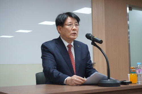 ▲ 이정희 한국제약바이오협회 회장이 인사말을 하고 있다. ⓒ한국제약바이오협회