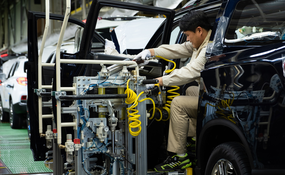 ▲ 쌍용자동차 평택공장 조립3라인에서 작업 중인 근로자의 모습.ⓒ쌍용자동차