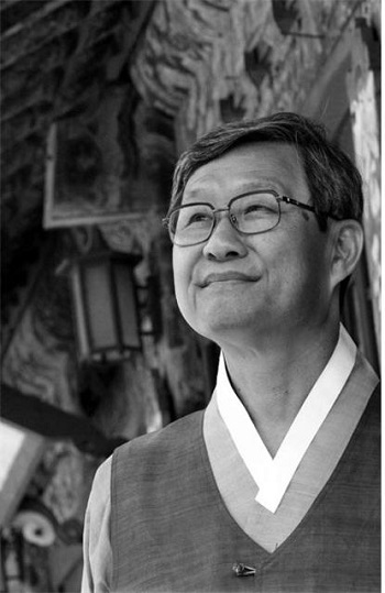 ▲ 김광규 시인.ⓒ옥천군